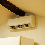 Bernarda - Entire House Apartment