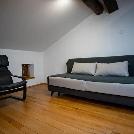 Bernarda - Entire House Apartment Kobarid